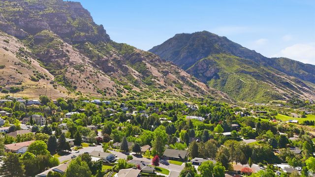 3006 N INDIAN HILLS DR, Provo, UT 84604