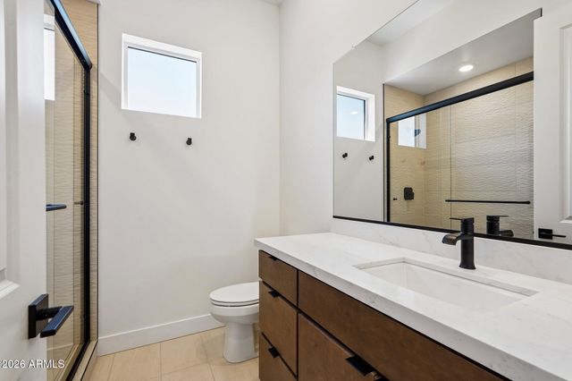 7312 W RUNNING DEER Trail, Peoria, AZ 85383