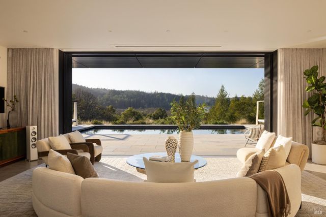 8495 Franz Valley School Rd, Calistoga, CA 94515