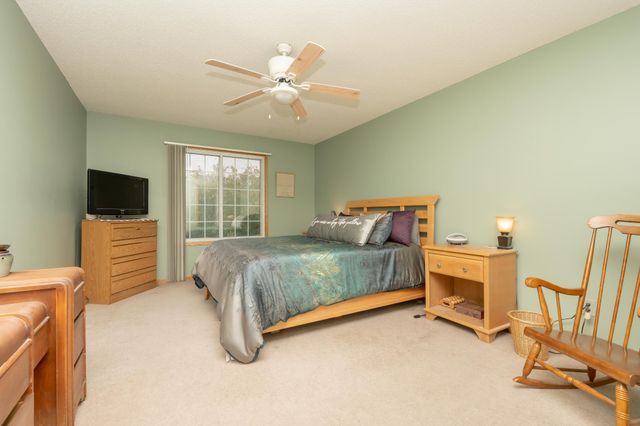 540 Tamarack Trail 406, Farmington, MN 55024