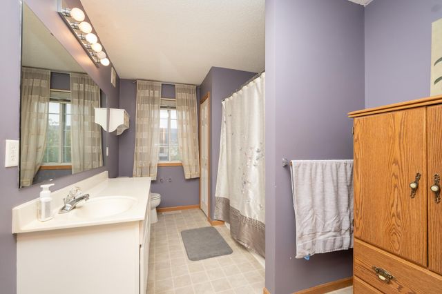 540 Tamarack Trail 406, Farmington, MN 55024