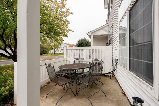 540 Tamarack Trail 406, Farmington, MN 55024