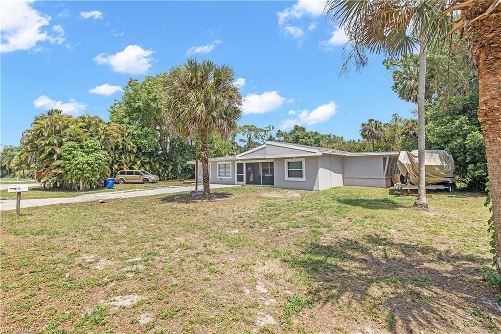 2030 Flamingo DR, NORTH FORT MYERS, FL 33917 — exterior