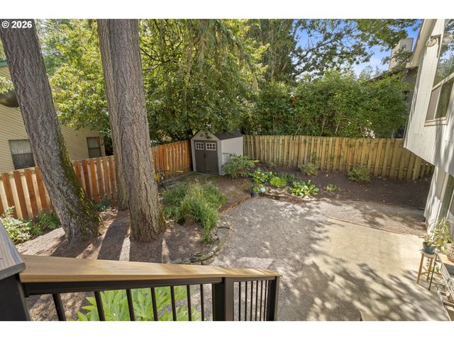 2910 CARRIAGE Way, West Linn, OR 97068