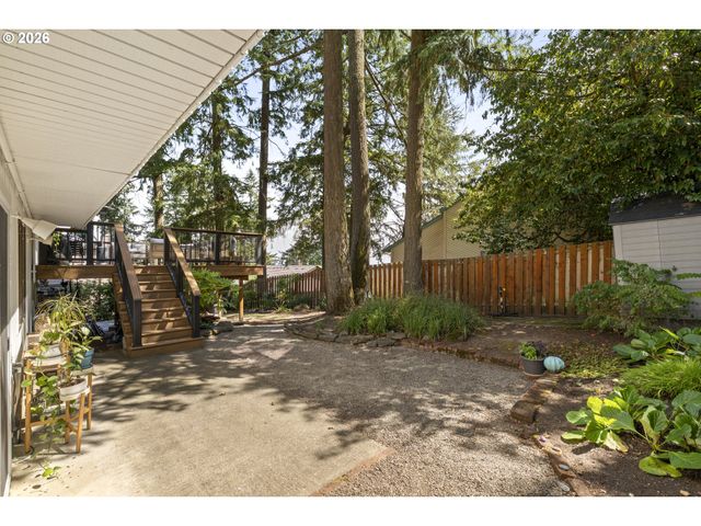 2910 CARRIAGE Way, West Linn, OR 97068