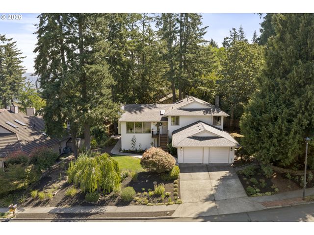 2910 CARRIAGE Way, West Linn, OR 97068