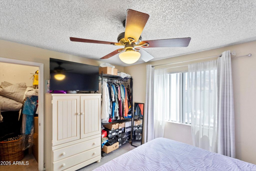 Image 11 of property listing at 19820 N 13TH Avenue 255, Phoenix, AZ 85027