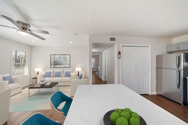 6403 Sloan Street 16, Houston, TX 77087