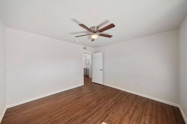 6403 Sloan Street 16, Houston, TX 77087