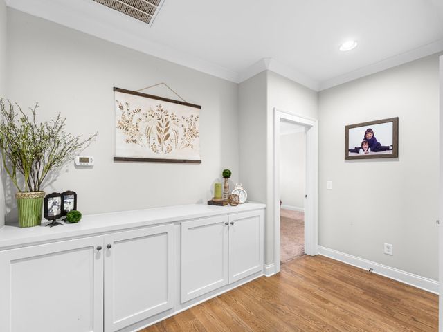 1923 Rolling Creek Dr, Murfreesboro, TN 37128