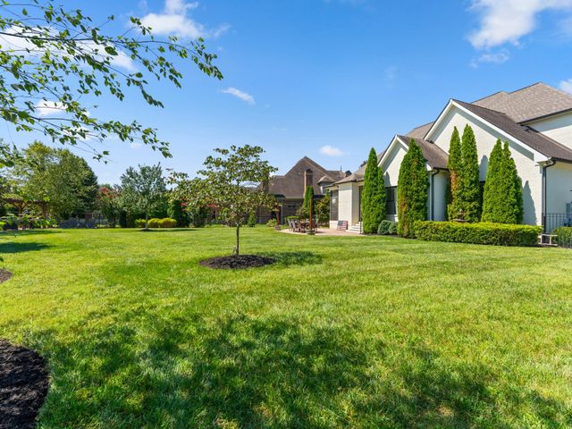 1923 Rolling Creek Dr, Murfreesboro, TN 37128
