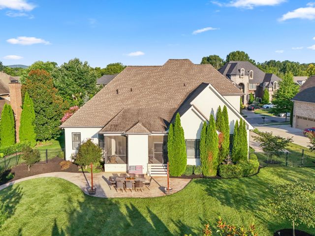 1923 Rolling Creek Dr, Murfreesboro, TN 37128