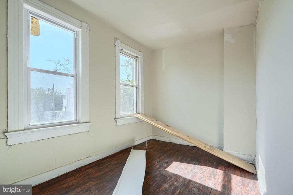 Image 15 of property listing at 1815 CLIFTON AVE, Baltimore, MD 21217