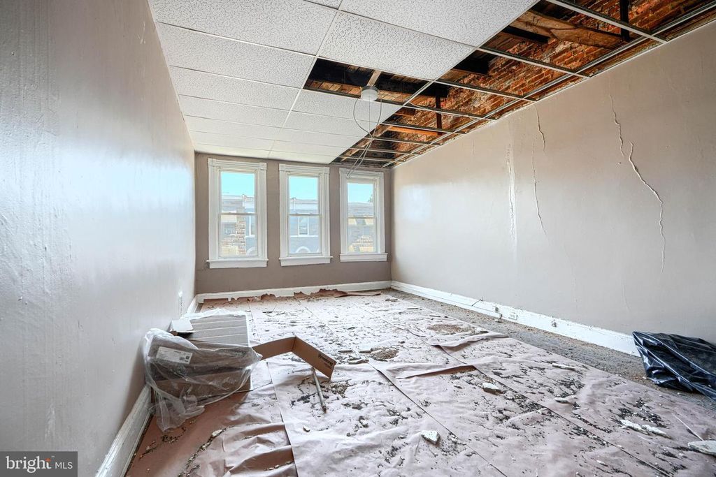 Image 16 of property listing at 1815 CLIFTON AVE, Baltimore, MD 21217