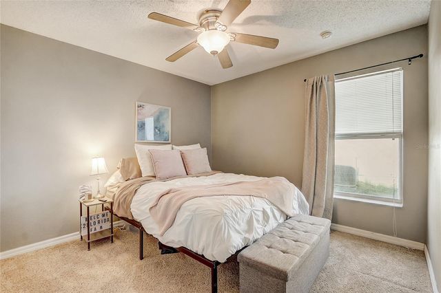 2033 NEWTOWN ROAD, Groveland, FL 34736