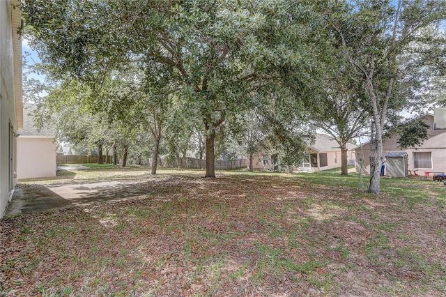 2033 NEWTOWN ROAD, Groveland, FL 34736