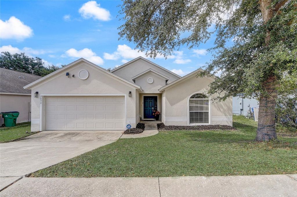 2033 NEWTOWN ROAD, Groveland, FL 34736