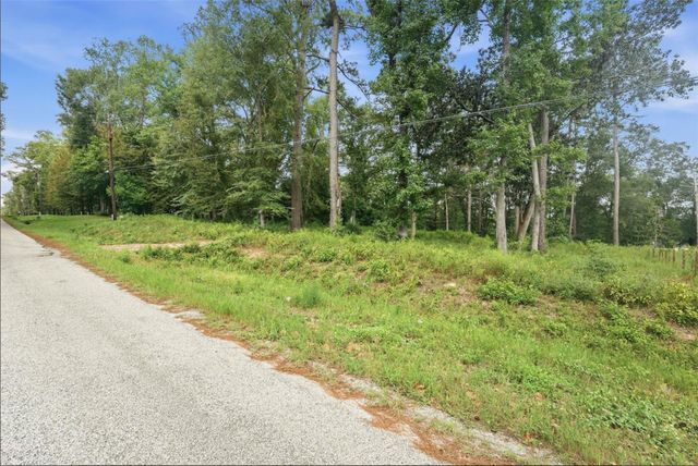 1011 County Road 3709, Splendora, TX 77372
