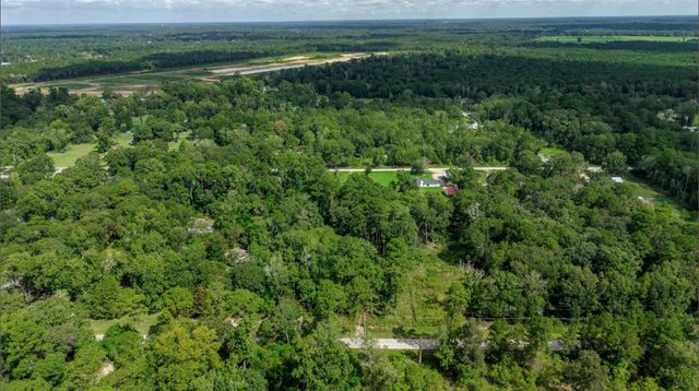 1011 County Road 3709, Splendora, TX 77372