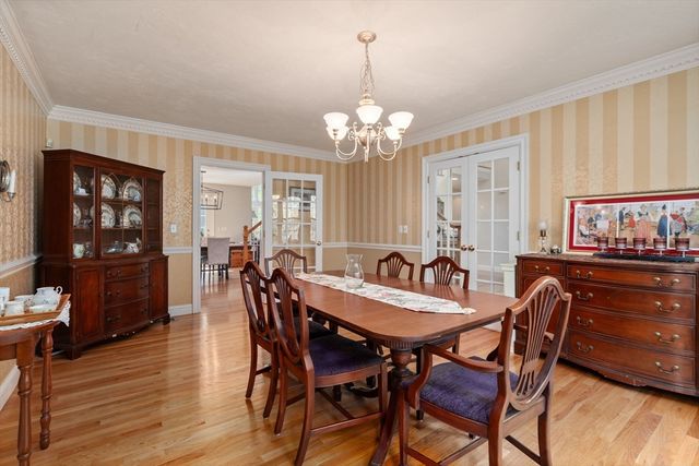 11 Pettees Pond Lane, Westwood, MA 02090