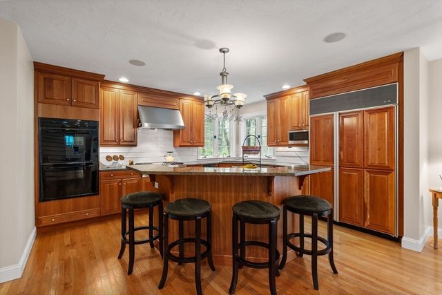 11 Pettees Pond Lane, Westwood, MA 02090