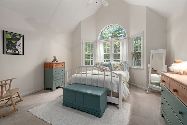 11 Pettees Pond Lane, Westwood, MA 02090