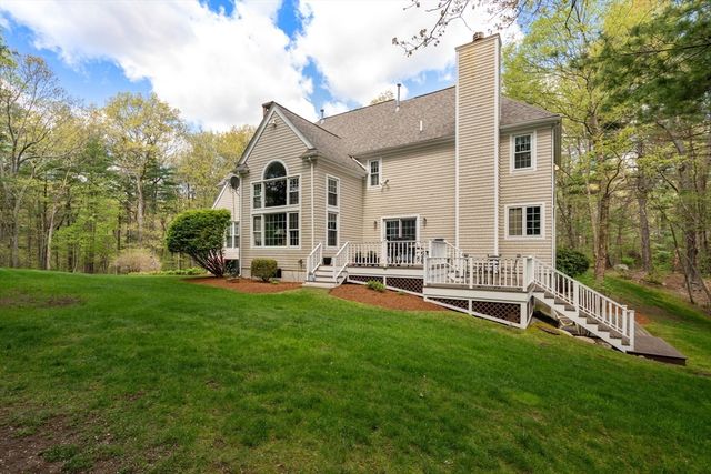 11 Pettees Pond Lane, Westwood, MA 02090