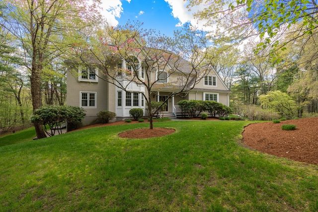 11 Pettees Pond Lane, Westwood, MA 02090