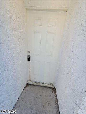 7324 Empress Drive, Las Vegas, NV 89147
