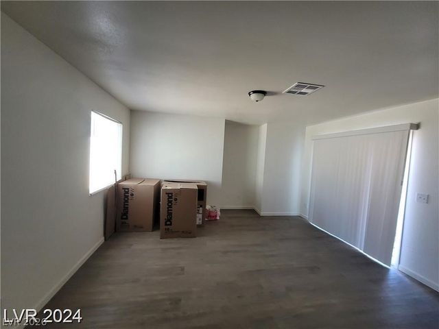 7324 Empress Drive, Las Vegas, NV 89147