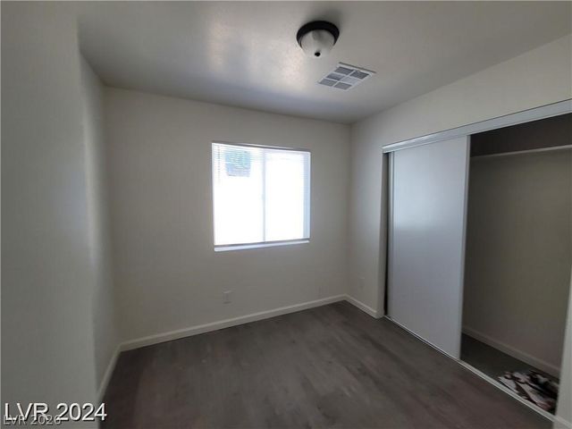 7324 Empress Drive, Las Vegas, NV 89147