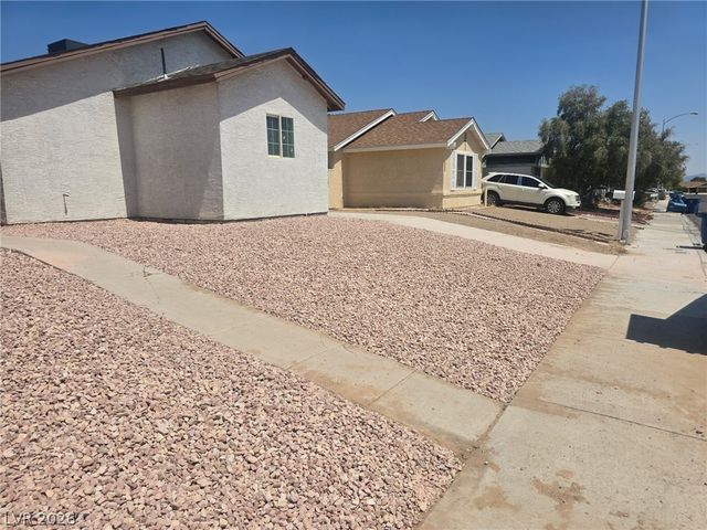 7324 Empress Drive, Las Vegas, NV 89147