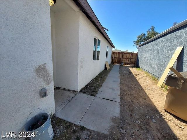 7324 Empress Drive, Las Vegas, NV 89147
