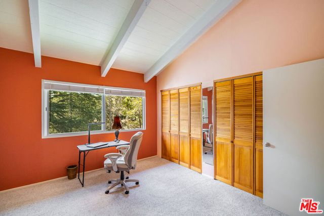 984 Miramonte Drive 4, Santa Barbara, CA 93109