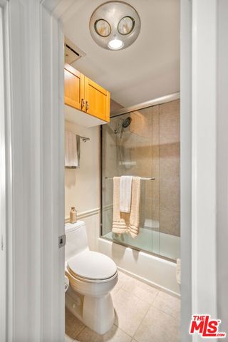 984 Miramonte Drive 4, Santa Barbara, CA 93109