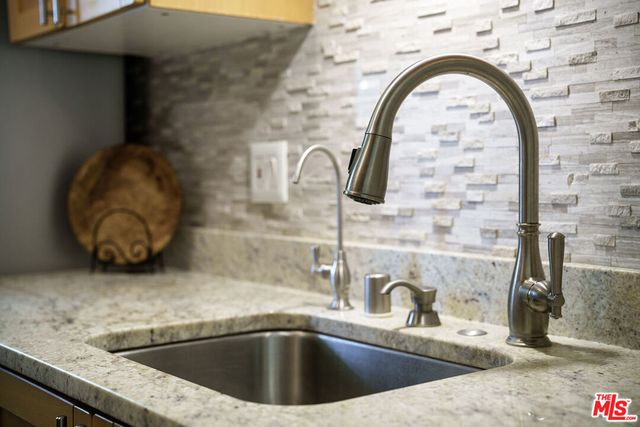 984 Miramonte Drive 4, Santa Barbara, CA 93109