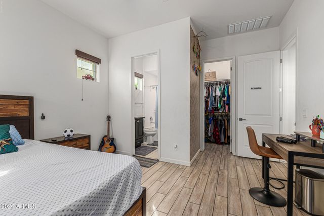 22112 N 59TH Place, Phoenix, AZ 85054