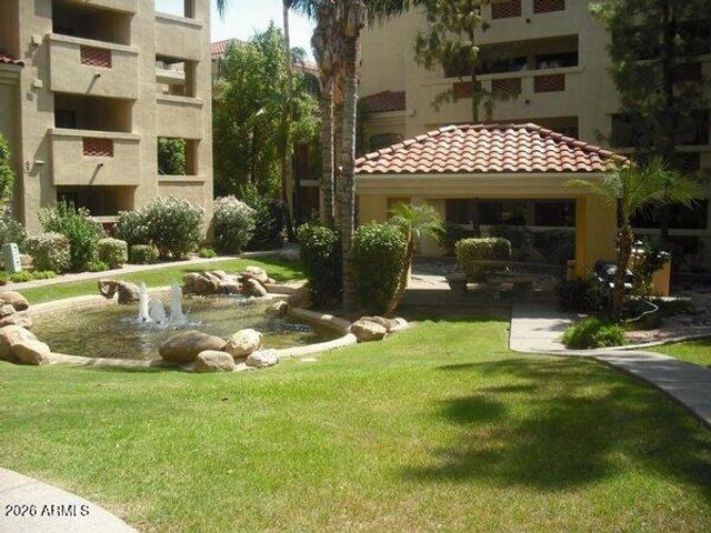 5104 N 32nd Street 214, Phoenix, AZ 85018