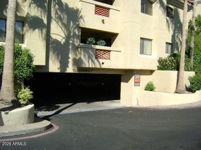 5104 N 32nd Street 214, Phoenix, AZ 85018