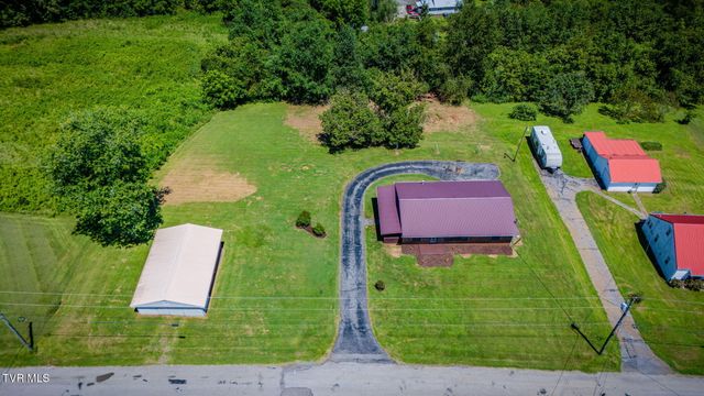 212 Hill Avenue, Surgoinsville, TN 37873