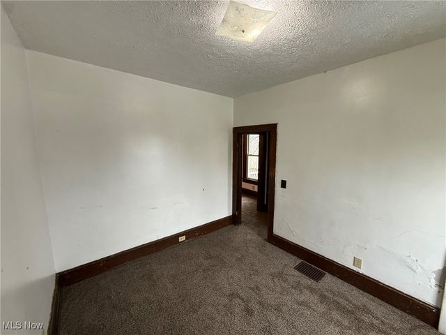 8528 State Route 250 SE, Dennison, OH 44621