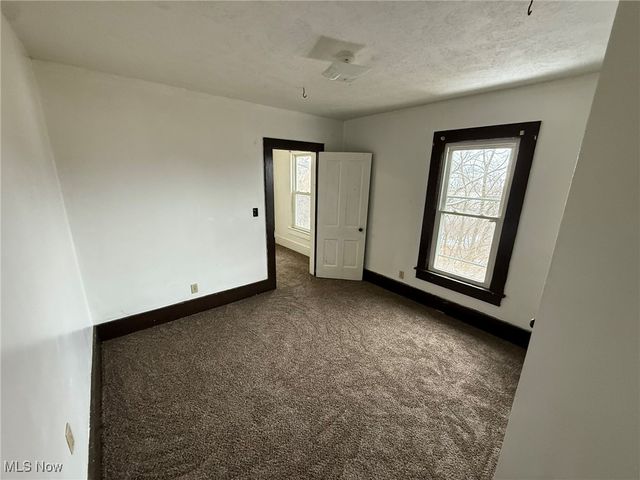 8528 State Route 250 SE, Dennison, OH 44621