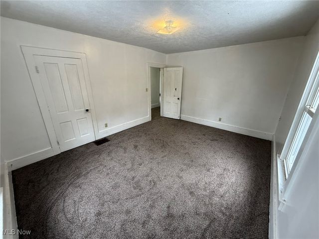 8528 State Route 250 SE, Dennison, OH 44621