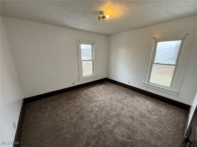 8528 State Route 250 SE, Dennison, OH 44621