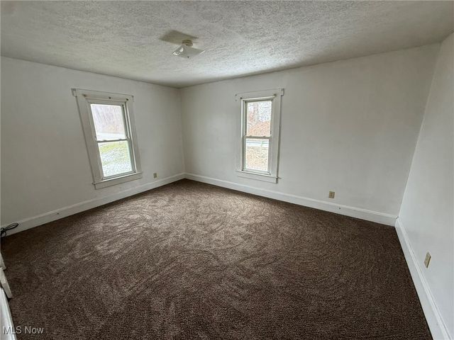 8528 State Route 250 SE, Dennison, OH 44621