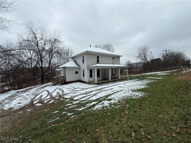 8528 State Route 250 SE, Dennison, OH 44621