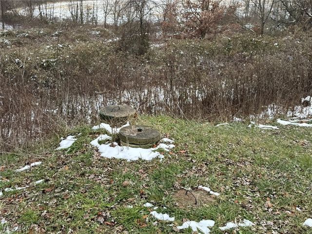 8528 State Route 250 SE, Dennison, OH 44621