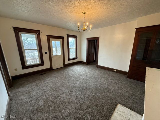 8528 State Route 250 SE, Dennison, OH 44621