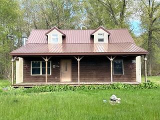 2568 S 675 E, Knox, IN 46534