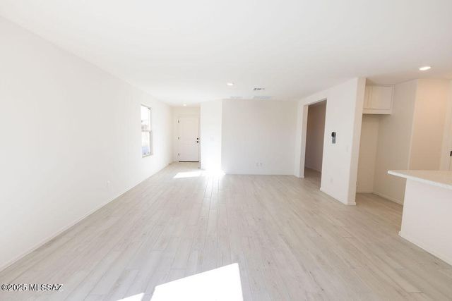 4723 S Verdin Valley Drive, Tucson, AZ 85730